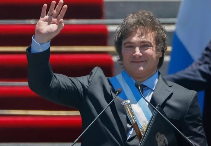 El 'Loco' Milei ya es el "primer presidente liberal libertario" de la historia. Foto: EFE