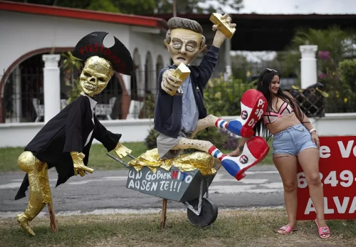 Los panameños despiden el año viejo y dan la bienvenida al nuevo.  Foto: EFE