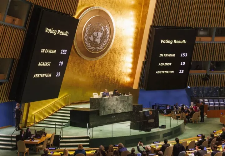 Vista de una votación en la Asamblea General de la ONU sobre el alto al fuego en Gaza, el 12 de diciembre de 2023, en Nueva York. Foto: EFE