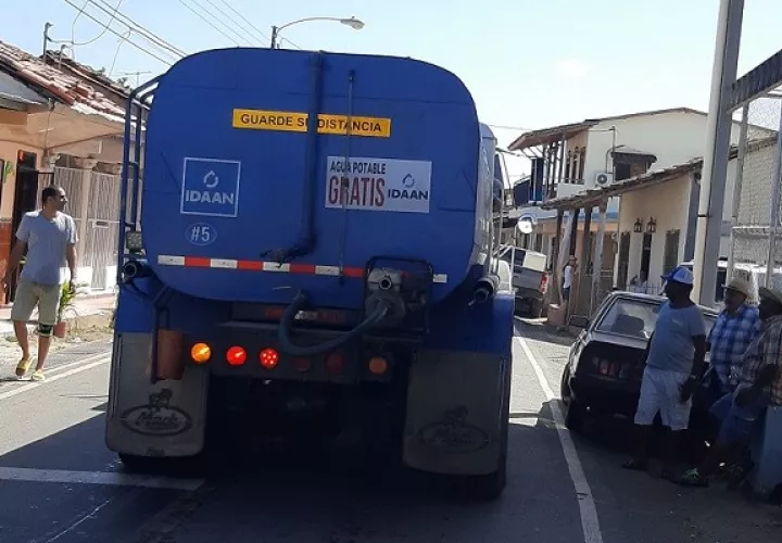 Se espera apoyo a todos los sectores no sólo con camiones cisterna, sino con medidas definitivas. Foto: Thays Domínguez