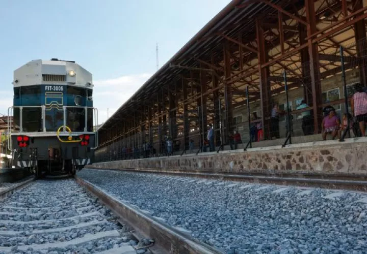 Vistas de la estación del tren de pasajeros inaugurado por el presidente mexicano Andrés Manuel López Obrador, durante un acto protocolario en el municipio de Salina Cruz (México). Foto: EFE