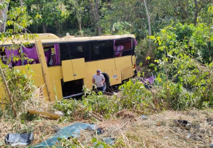 El autobús tenía como destino Chitré. Foto: Eric Montenegro