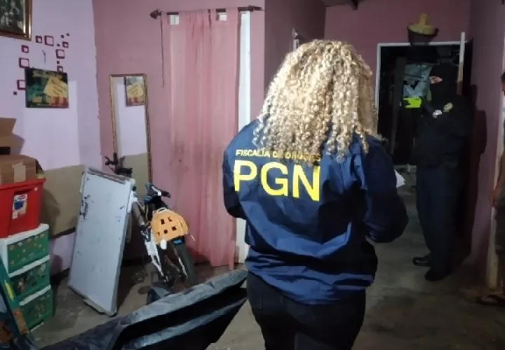 Las autoridades llevaron a cabo más de 80 allanamientos simultáneos en las provincias de: Panamá, Coclé, Herrera, Panamá Oeste, Darién y Los Santos. Foto. Cortesía. PGN