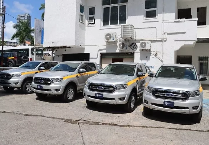También se han entregado vehículos a las direcciones regionales de Herrera, Veraguas, Los Santos y Chiriquí. Foto: Cortesía ARAP.