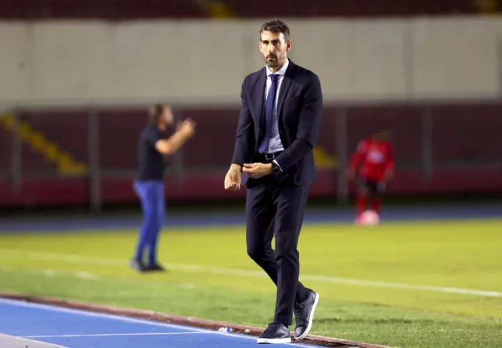 David Dóniga es el nuevo técnico de El Salvador.