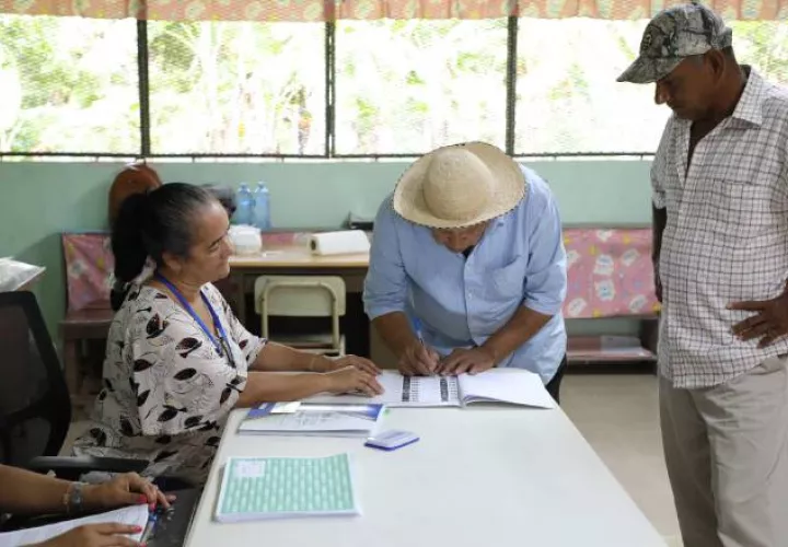 La campaña electoral inicia el 3 de febrero y se extiende hasta el 2 de mayo.
