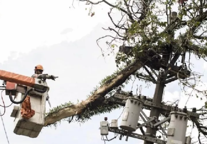 Usuarios han expuesto las altas tarifas en sus cuentas de luz en los recibos más recientes. Cortesía
