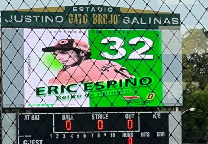 El equipo de Panamá Oeste retiró el número 32 de Eric Espino. Foto: Cortesía