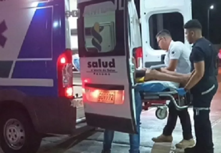 El apuñalado se encuentra en estado delicado por las heridas producidas con arma blanca. Foto: Melquiades Vásquez