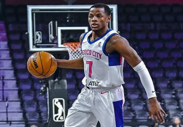 Iverson Molinar juega en el equipo Capitanes de México: Foto:capitanescdmx