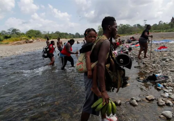 Migrantes en la selva del Darién. Foto: Archivo