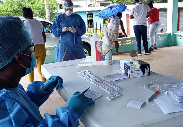panama_oeste-hisopado-virus_easy-resize.com_.jpg