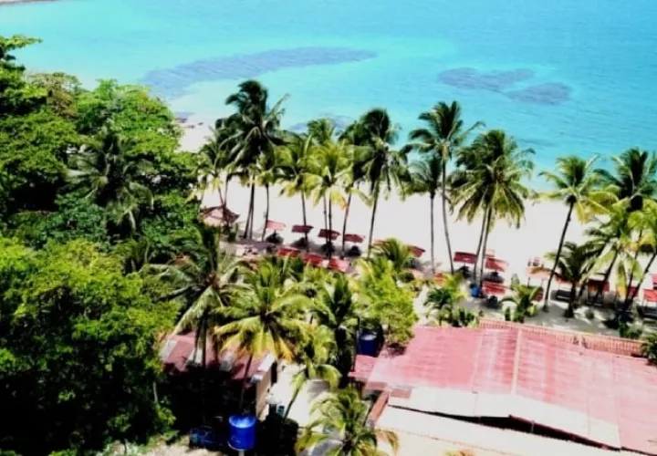 Es una de las playas más cercana de la ciudad Colón. Cortesía