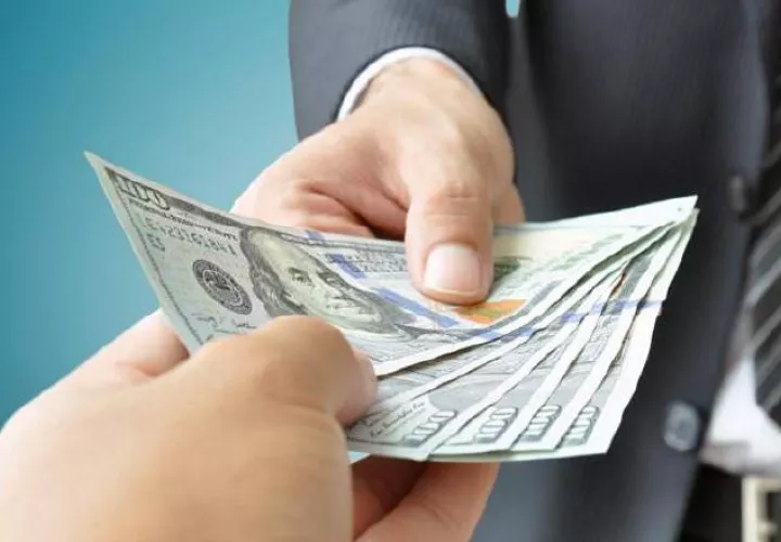 Trabajadores indican que este ajuste no permite recuperar la pérdida del poder adquisitivo. Archivo.