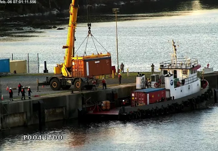 Los barcos   suplen a la mina de insumos básicos y ayudan con el mantenimiento. Foto: Cortesía/Cobre Panamá