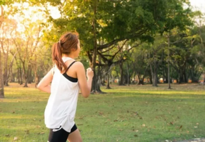 Deben bajar de peso de forma forma saludable y consciente.  Foto: Pexels