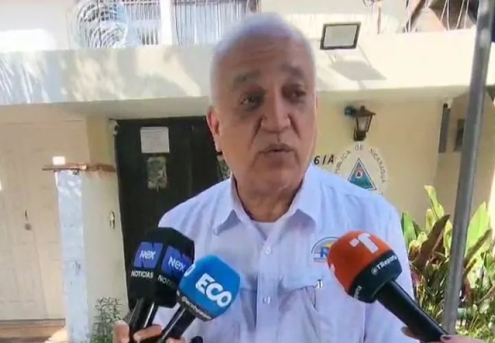 Camacho recordó que todo el asedio al expresidente se convierte en una campaña gratuita.