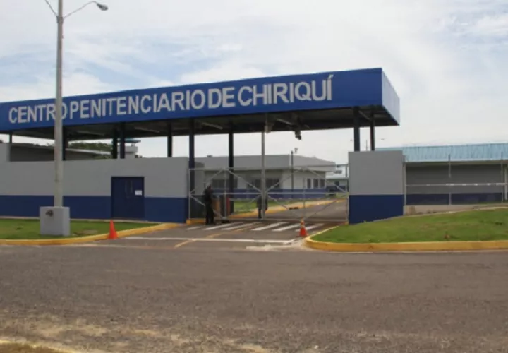 Cárcel para varones de la provincia de Chiriquí, ubicada en Llanos de Hicaco, David. Comenzó a funcionar en octubre de 2017 y tiene capacidad para 950 detenidos. Cortesía