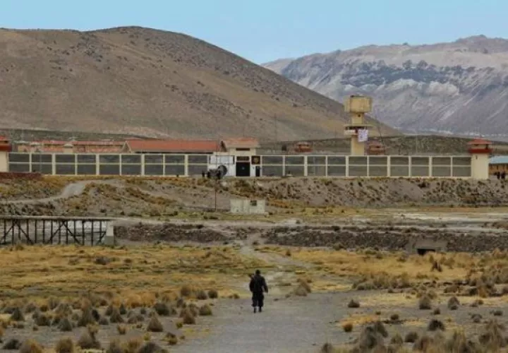 Cárcel de máxima seguridad de Challapalca, ubicada al sur de Perú. Foto: EFE