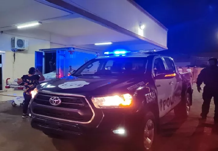 El personal médico de hospital Nicolás Solano dictaminó el fallecimiento del obrero en horas de la noche del sábado 17 de febrero. Foto. Eric Montenegro.