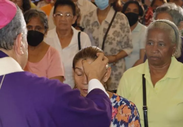 La iglesia jamás le podrá decir por quién votar, dijo el arzobispo de Panamá, José Domingo Ulloa. 