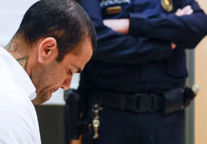 Alves tiene todas sus cuentas bancarias inmovilizadas desde su detención. Foto: EFE