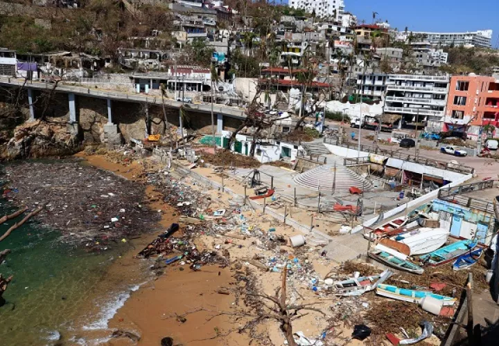 El calentamiento global antropogénico ha aumentado significativamente las temperaturas superficiales del océano en regiones donde se forman  los huracanes. Foto: EFE
