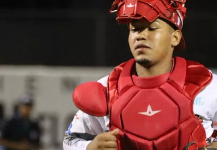 José Bernal, fue elegido el Jugador Más Valioso del béisbol juvenil. Foto: Fedebeis