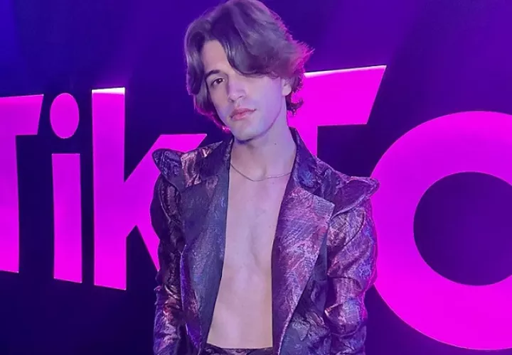 Kevin Fashioned en la gala de premiación en México. Foto: Instagram/@kevinfashioned