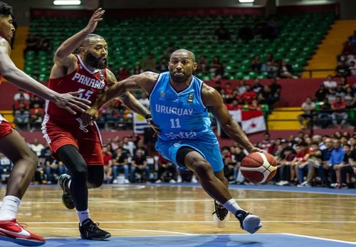 Panamá no pudo contra Uruguay y perdió como local en la Arena Roberto Durán. Foto: FIBA