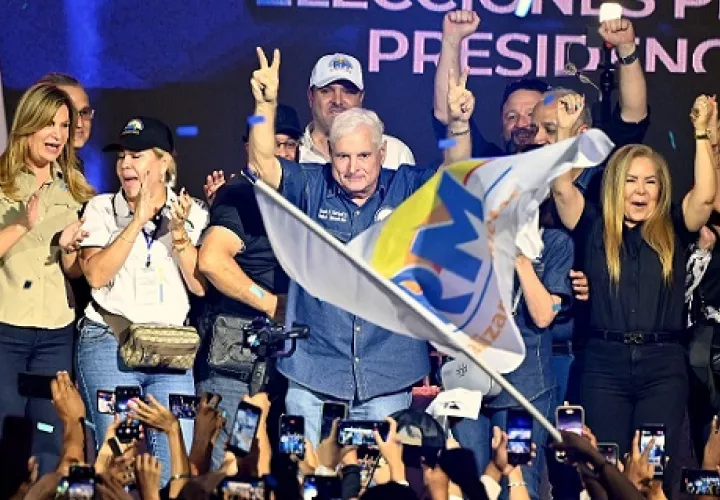 ricardo-martinelli-presidencia_0.jpg