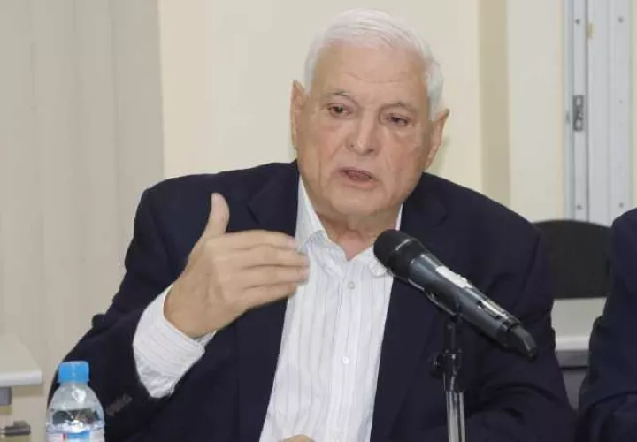 Ricardo Martinelli, candidato presidencial por los partidos Realizando Metas y Allianza. Víctor Arosemena