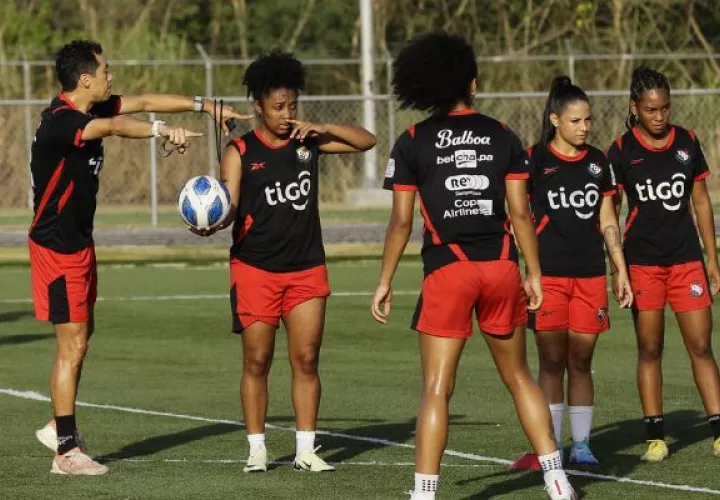  Rangel matizó la posibilidad que las panameñas puedan ser la sorpresa del grupo C. Foto: EFE
