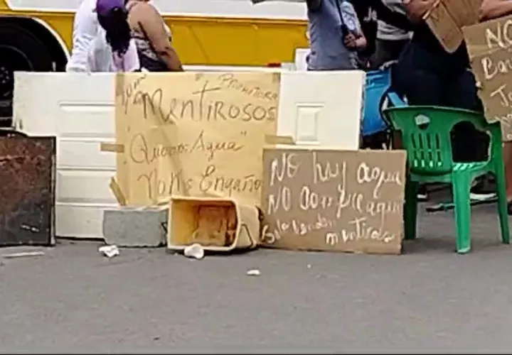 agua-protesta-chorrera.jpg