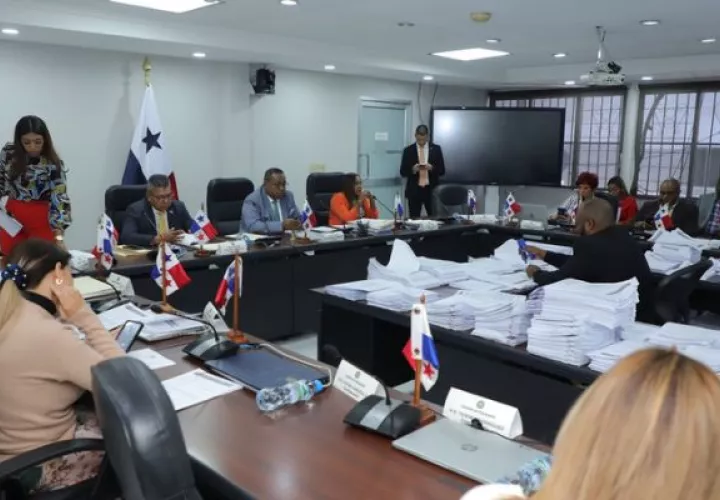 Comisión de Presupuesto de la Asamblea Nacional. Foto: Cortesía 