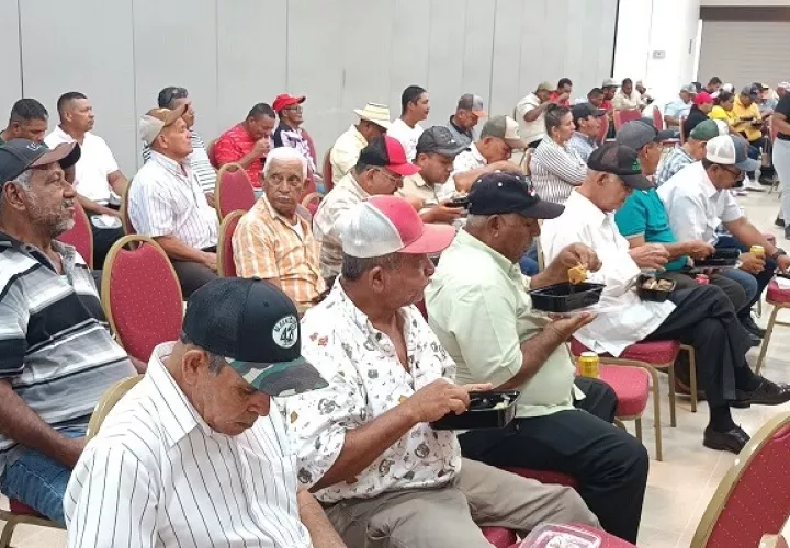 La mayor preocupación entre los productores es lo relacionado al pago de las compensaciones  por parte del gobierno nacional. Foto: Melquiades Vásquez 