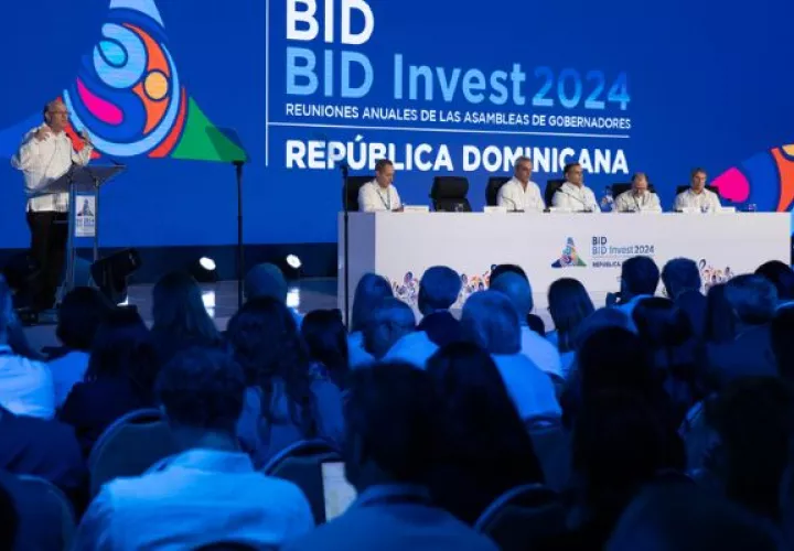  64 edición de la Reunión Anual de la Asamblea de Gobernadores del Banco Interamericano de Desarrollo (BID). Foto: EFE