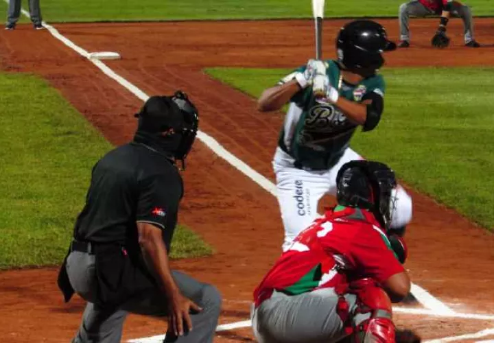 El Campeonato Nacional Mayor de Béisbol inicia este viernes 8 de marzo. Foto: Fedebeis