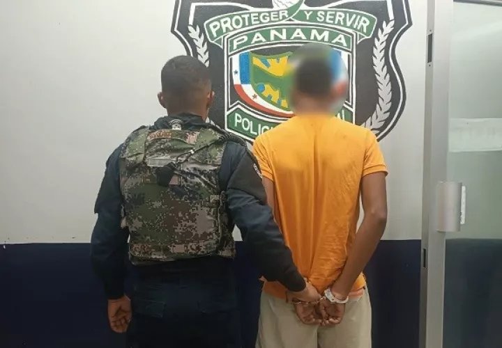 Fueron detenidos en Altos de Los Lagos, corregimiento de Cristóbal Este. Foto: Cortesía Policía Nacional.