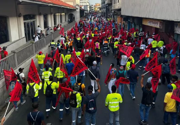 La huelga es de 24 horas de advertencia, según el Suntracs.