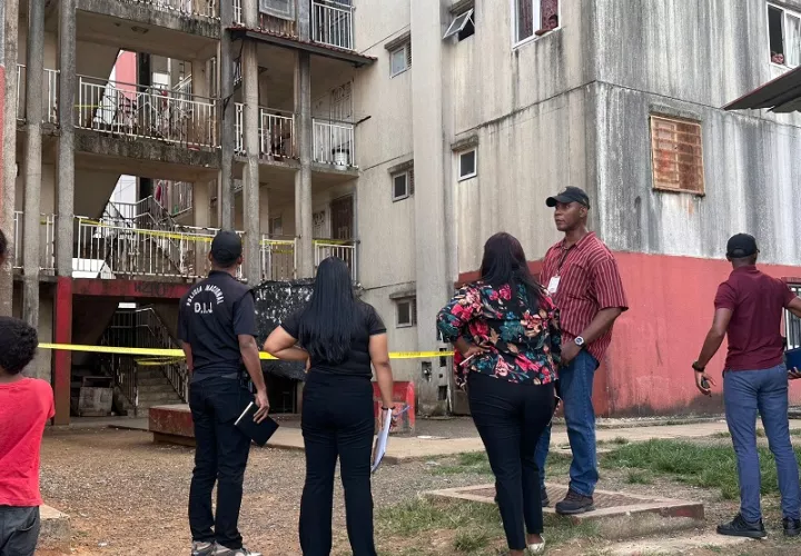 Al lugar llegó la Policía Nacional que acordono toda la escena del crimen. Foto: Domedes Sánchez 
