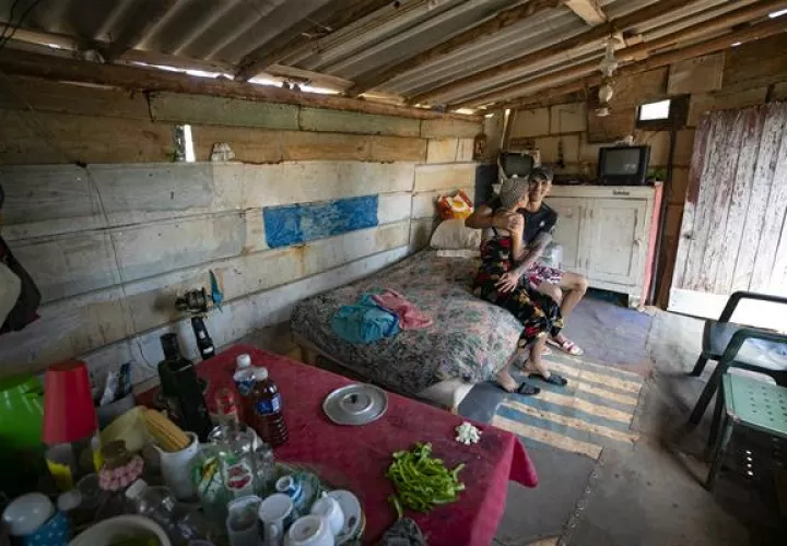 Cuba importa el 80 % de los alimentos que consume.