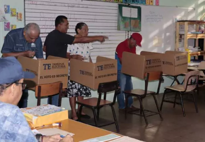 En la denominada era democrática, en Panamá, se han realizado seis elecciones generales.
