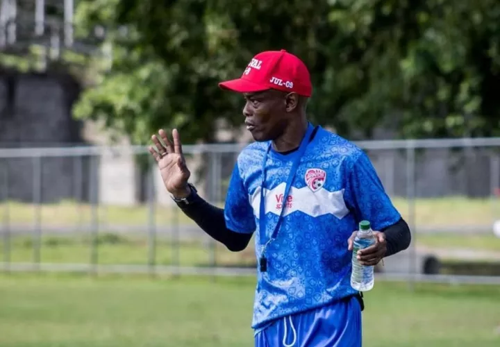 Julio Dely Valdés, en los entrenamientos con Santos Guiápiles, Foto: Instagram