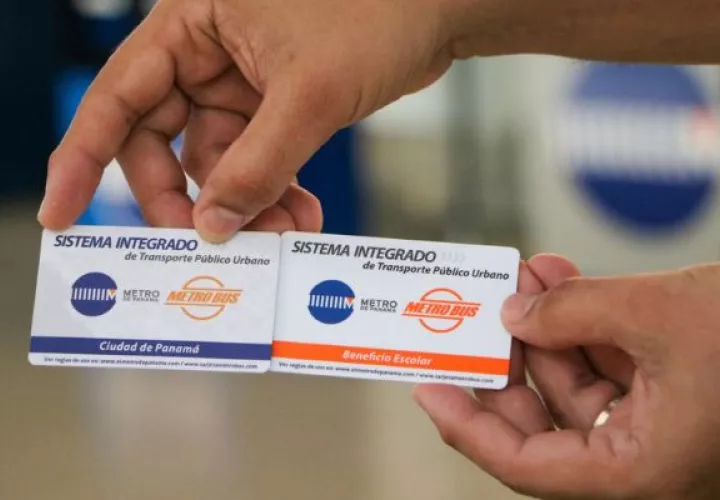 El uso de Tarjetas sin contacto VISA y Mastercard también reportó un repunte. Foto: Cortesía