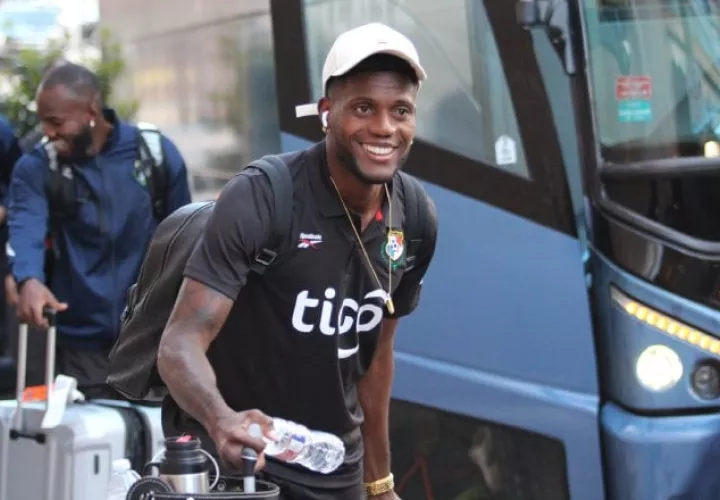 José Fajardo de Panamá  llega a Estados Unidos. Foto: Fepafut.