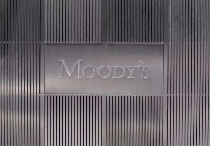 Moody's espera que la cartera de préstamos crezca moderadamente en un 5 % en 2024-2025. Foto: EFE