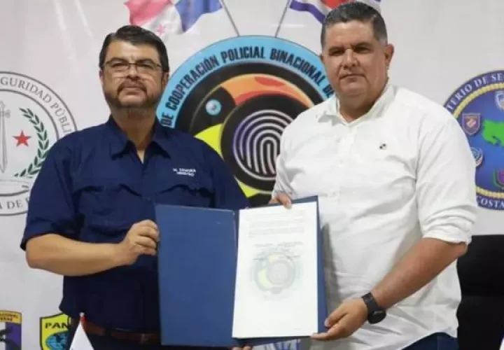 Los ministros de Seguridad de Costa Rica, Zamora Cordero y el de Panamá, Juan Manuel Pino. Foto: Cortesía