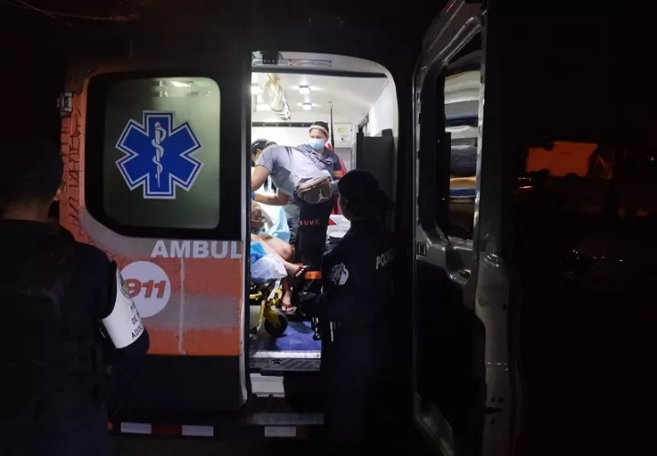  el infante y su madre fueron llevados a un centro hospitalario para atención médica. Foto: Eric Montenegro