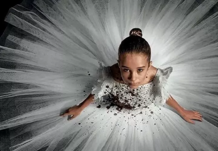 Abigail es dirigida por Matt Bettinelli-Olpin y Tyler Gillett.  Foto: Universal Pictures